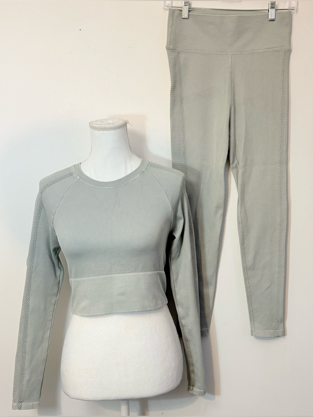 OFFLINE by Aerie Medium Sage Ribbed Cropped Top Leggings Matching Set